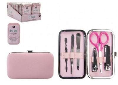 Manicure Set In Case