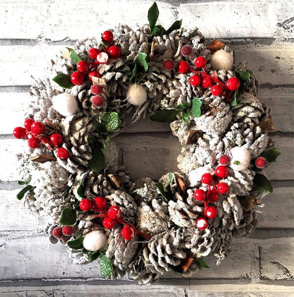 Traditional Christmas Door Wreath in Red Presentation Box. 35cm